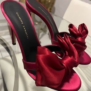 Giuseppe Zanotti Satin Bow Heels